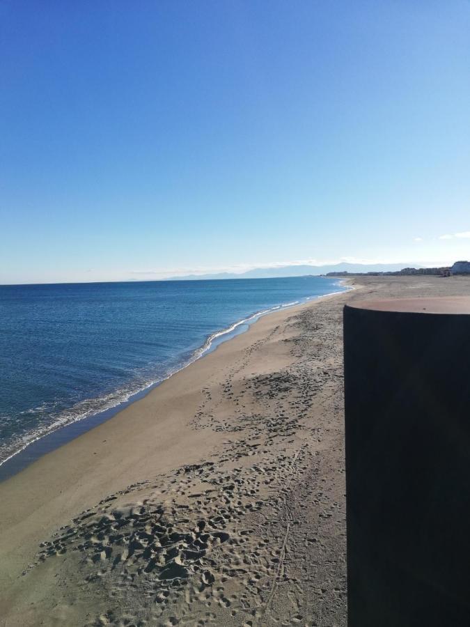 Le Carlton - Superbe Appartement - Acces Direct Plage - Terrasse Vue Mer Leucate Exterior photo